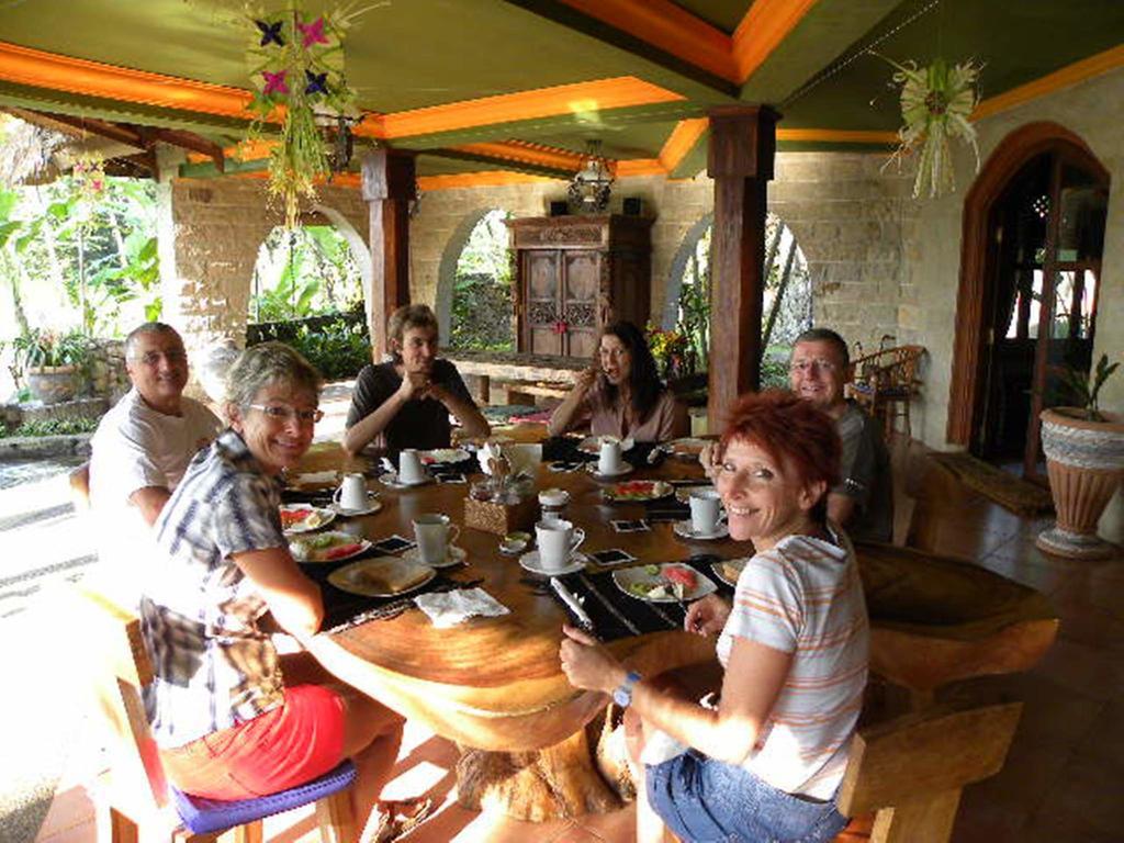 Saudara Home Ubud Εξωτερικό φωτογραφία