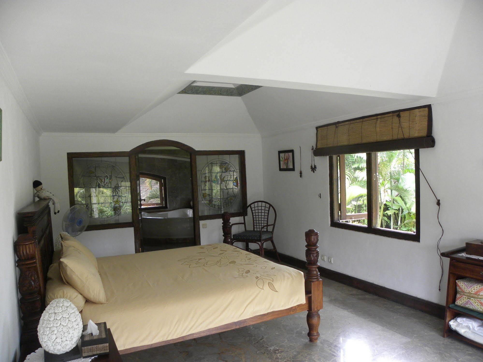 Saudara Home Ubud Εξωτερικό φωτογραφία